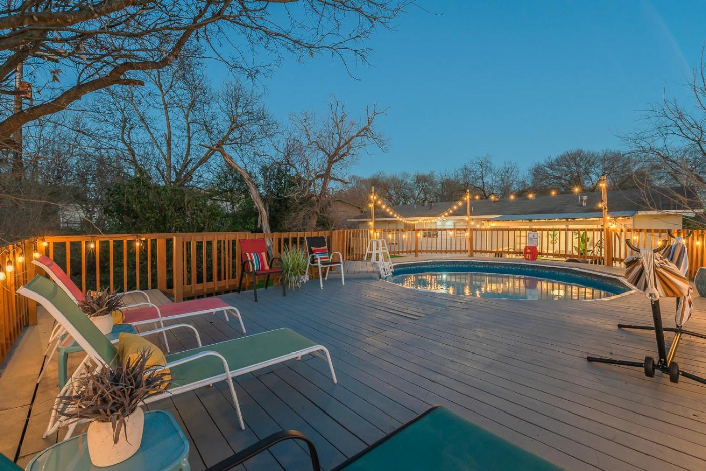 Game Room, Pool & Fire Pit At The Medical Center ซานอันโตนิโอ ภายนอก รูปภาพ