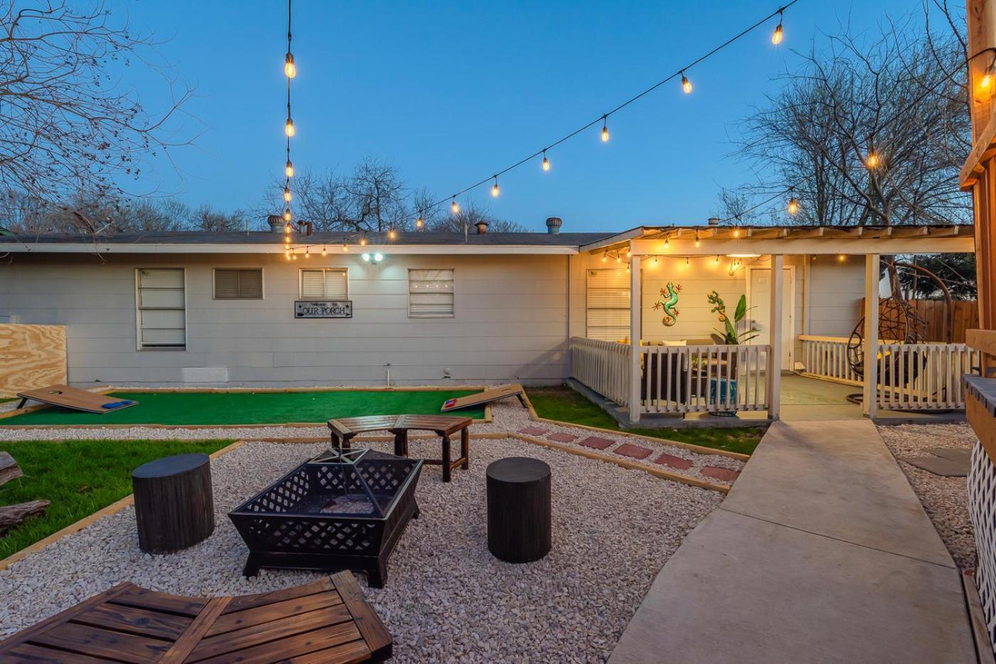 Game Room, Pool & Fire Pit At The Medical Center ซานอันโตนิโอ ภายนอก รูปภาพ