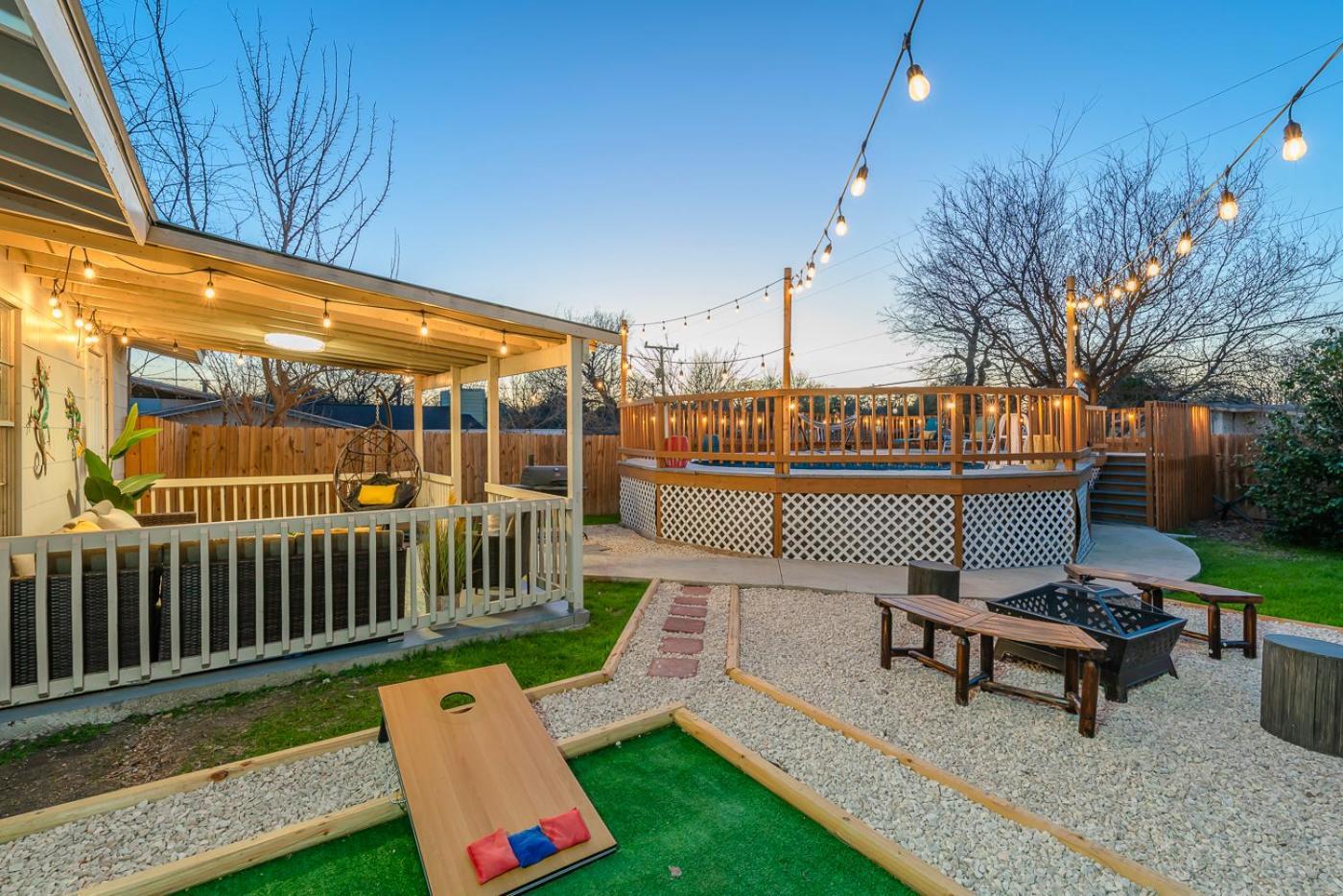 Game Room, Pool & Fire Pit At The Medical Center ซานอันโตนิโอ ภายนอก รูปภาพ