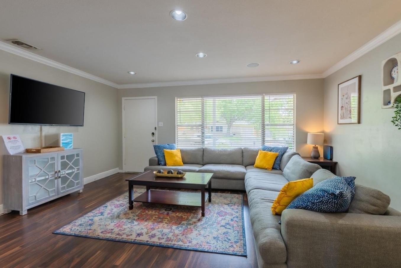 Game Room, Pool & Fire Pit At The Medical Center ซานอันโตนิโอ ภายนอก รูปภาพ